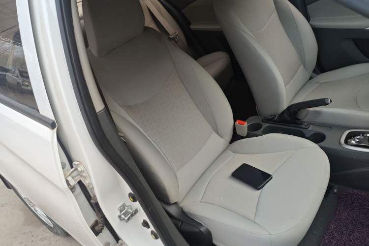 Used Chevrolet Sail 2018 Sail 3 1.3L AMT Ideal Edition Right Front Seat