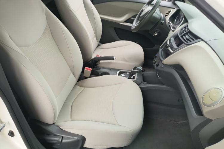Used Chevrolet Sail 2018 Sail 3 1.3L AMT Ideal Edition Right Front Seat
