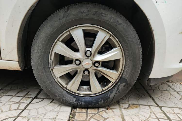 Used Chevrolet Sail 2018 Sail 3 1.5L Manual with Ideal Sunroof Edition Right Front Wheel Hub