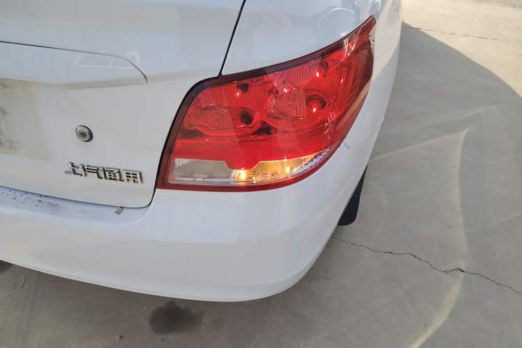 Used Chevrolet Sail 2018 Sail 3 1.3L Manual Comfort Sunroof Edition Right Rear Taillight