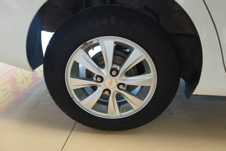 Used Chevrolet Sail 2018 Sail 3 1.3L AMT Ideal Edition Right Rear Wheel Hub