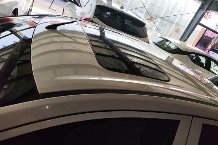 Used Chevrolet Sail 2018 Sail 3 1.3L Manual Comfort Sunroof Edition Roof