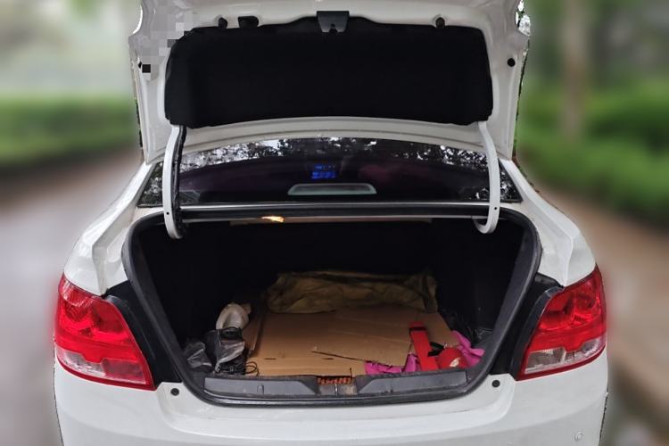 Used Chevrolet Sail 2018 Sail 3 1.3L AMT Ideal Edition Trunk