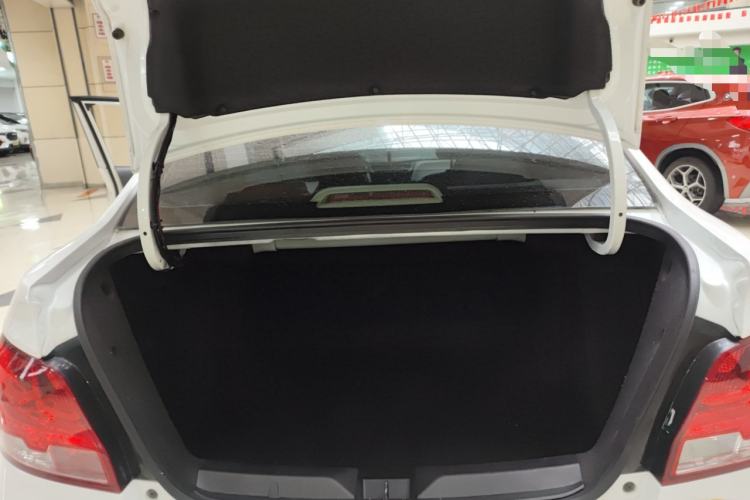 Used Chevrolet Sail 2018 Sail 3 1.5L AMT Happiness Sunroof Edition Trunk
