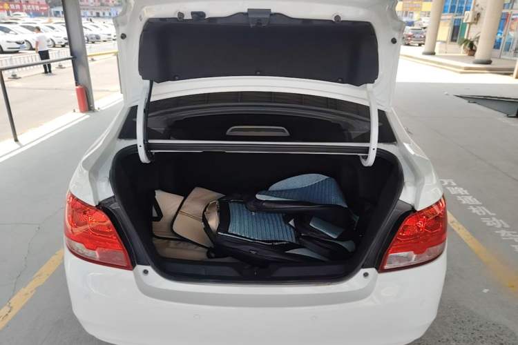 Used Chevrolet Sail 2018 Sail 3 1.3L AMT Ideal Edition Trunk
