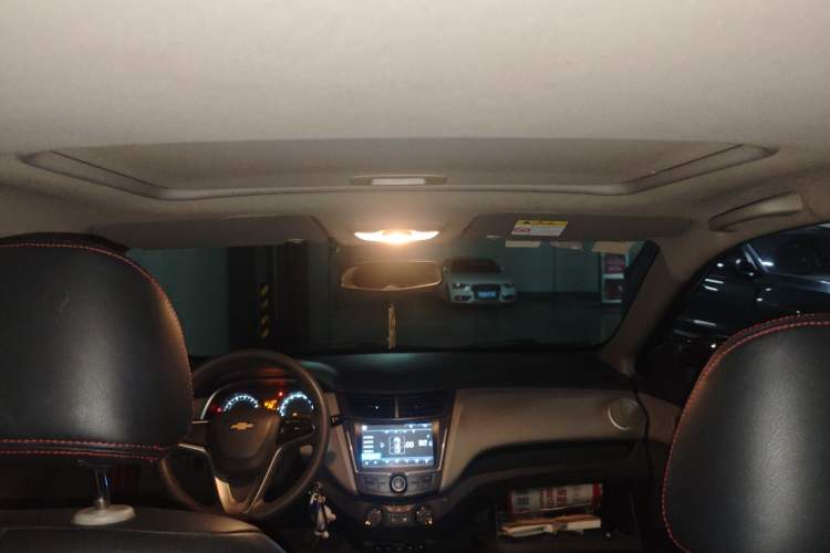 Used Chevrolet Sail 2018 Sail 3 1.5L AMT Happiness Sunroof Edition Headliner