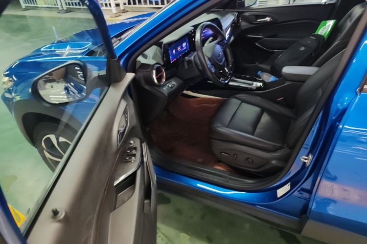 Used Chevrolet Seeker 2022 1.5T CVT RS Honeycomb Edition Driver Seat