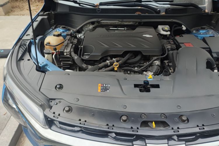 Used Chevrolet Seeker 2022 1.5T CVT RS Honeycomb Edition Engine Bay Right