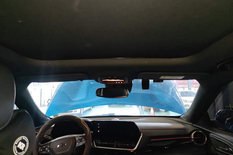 Used Chevrolet Seeker 2022 1.5T CVT RS Honeycomb Edition Headliner