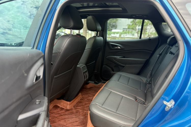 Used Chevrolet Seeker 2022 1.5T CVT RS Honeycomb Edition Interior 2