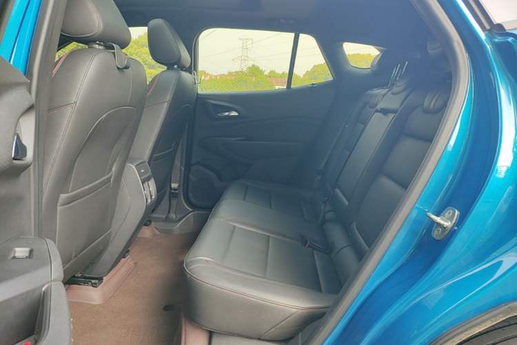 Used Chevrolet Seeker 2022 1.5T CVT RS Honeycomb Edition Left Rear Seat