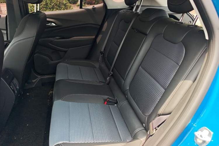 Used Chevrolet Seeker 2022 1.5T CVT Trendy Smart Edition Left Rear Seat