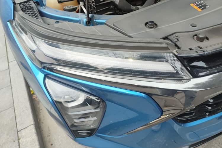 Used Chevrolet Seeker 2022 1.5T CVT RS Honeycomb Edition Right Front Headlight