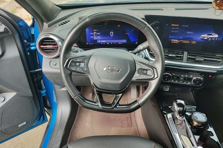 Used Chevrolet Seeker 2022 1.5T CVT RS Honeycomb Edition Steering Wheel