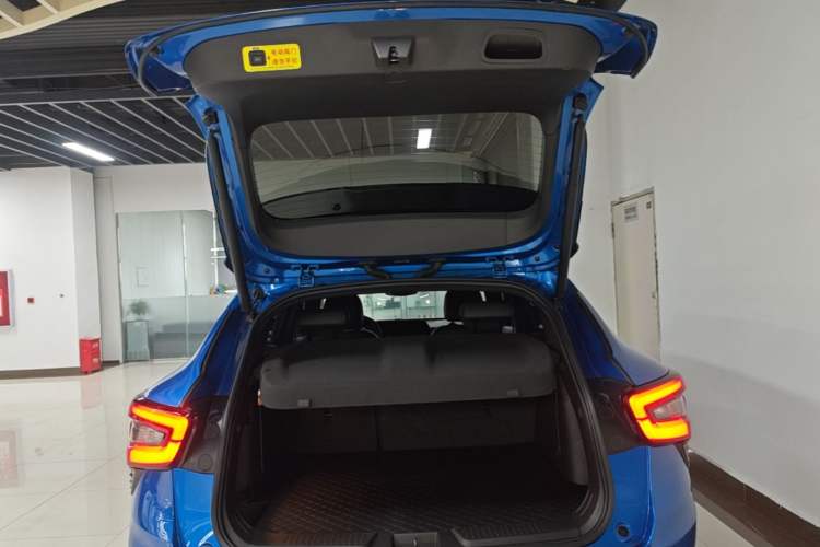 Used Chevrolet Seeker 2022 1.5T CVT RS Honeycomb Edition Trunk