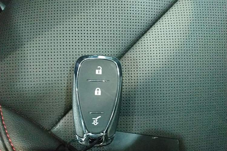 Used Chevrolet Seeker 2022 1.5T CVT RS Honeycomb Edition Vehicle Key