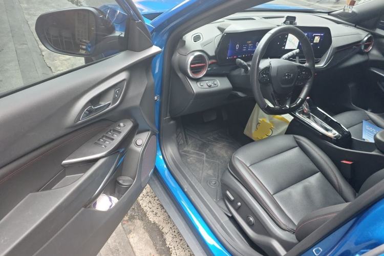 Used Chevrolet Seeker 2022 1.5T CVT RS Honeycomb Edition Driver Seat