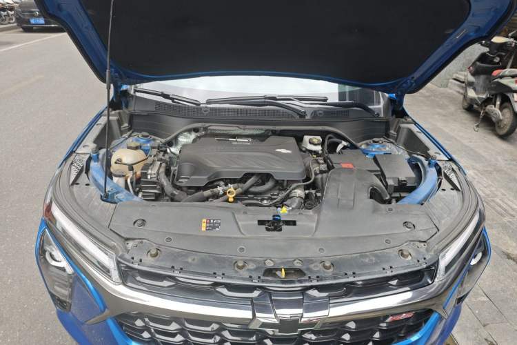 Used Chevrolet Seeker 2022 1.5T CVT RS Honeycomb Edition Engine Bay
