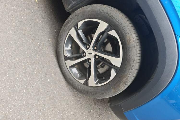 Used Chevrolet Seeker 2022 1.5T CVT RS Honeycomb Edition Right Front Wheel Hub