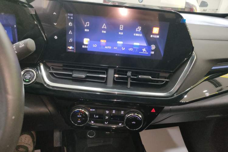 Used Chevrolet Seeker 2022 1.5T CVT Trendy Smart Edition Audio And AC Panel