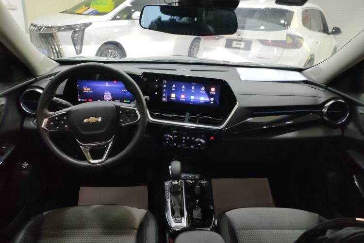 Used Chevrolet Seeker 2022 1.5T CVT Trendy Smart Edition Center Console