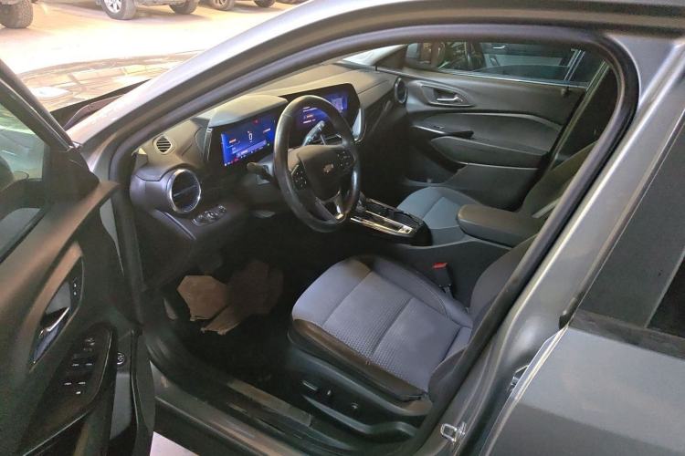 Used Chevrolet Seeker 2022 1.5T CVT Trendy Smart Edition Driver Seat