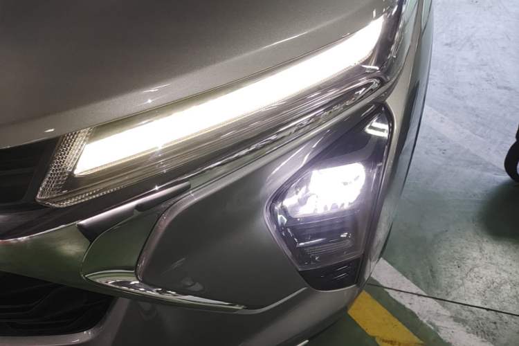 Used Chevrolet Seeker 2022 1.5T CVT Trendy Smart Edition Left Front Headlight