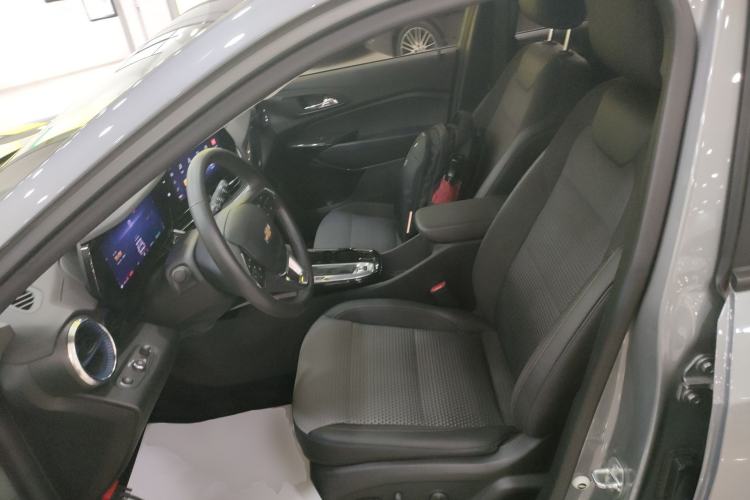 Used Chevrolet Seeker 2022 1.5T CVT Trendy Smart Edition Left Front Seat