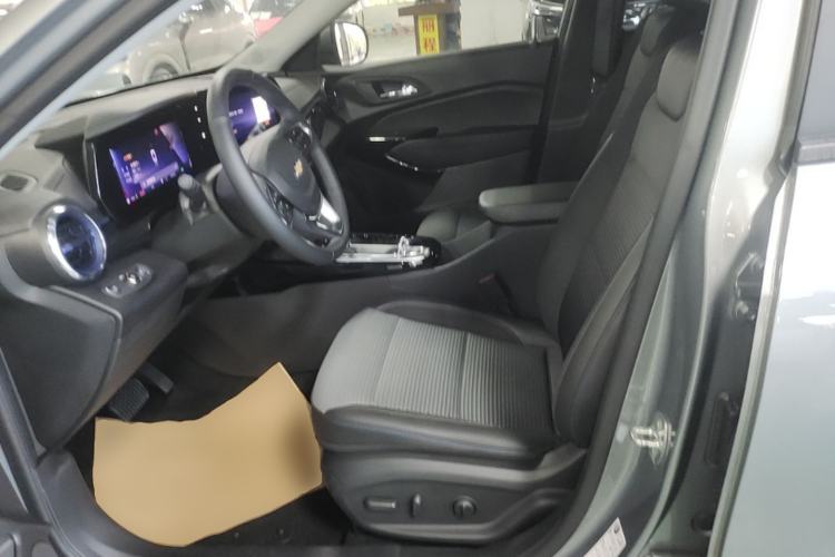 Used Chevrolet Seeker 2022 1.5T CVT Trendy Smart Edition Left Front Seat