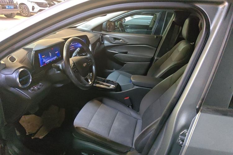 Used Chevrolet Seeker 2022 1.5T CVT Trendy Smart Edition Left Front Seat