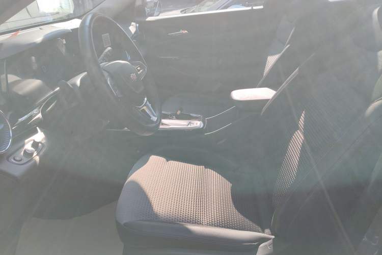 Used Chevrolet Seeker 2022 1.5T CVT Trendy Edition Left Front Seat