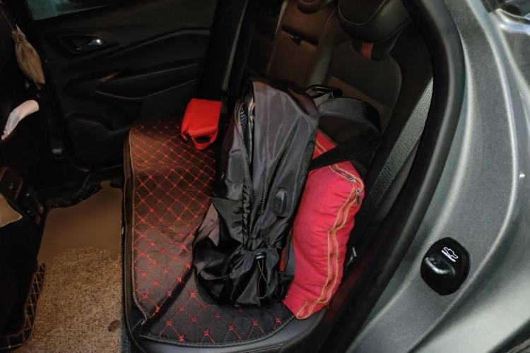 Used Chevrolet Seeker 2022 1.5T CVT RS Bee Wave Edition Left Rear Seat