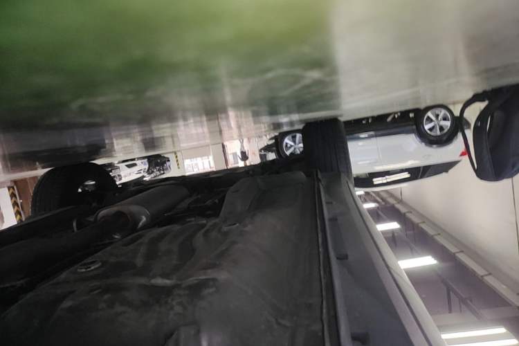Used Chevrolet Seeker 2022 1.5T CVT Trendy Smart Edition Left Side Sill