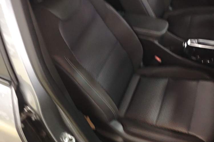 Used Chevrolet Seeker 2022 1.5T CVT Trendy Smart Edition Right Front Seat