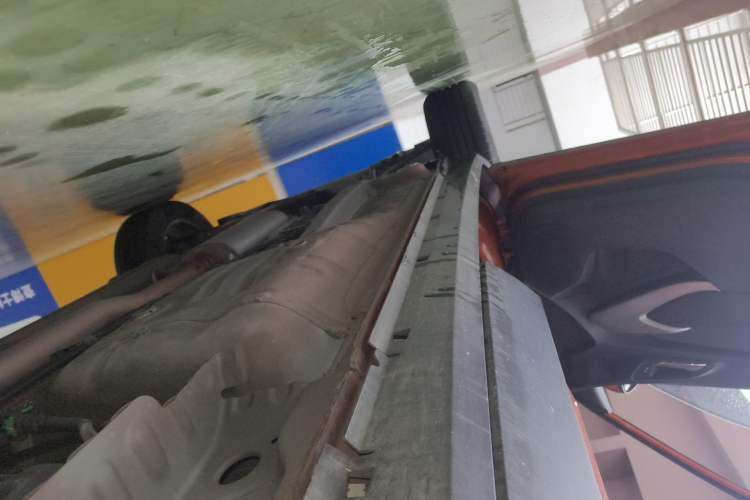 Used Chevrolet Seeker 2022 1.5T CVT Trend-Setting Edition Left Side Sill