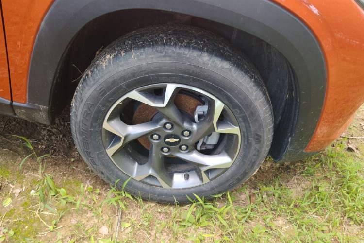 Used Chevrolet Seeker 2022 1.5T CVT Trendy Smart Edition Right Front Wheel Hub