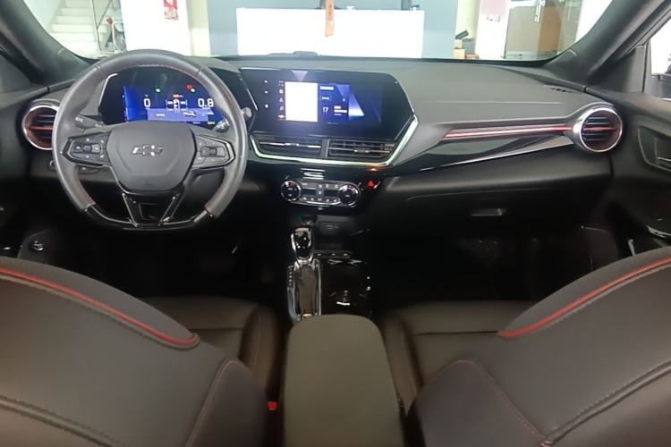 Used Chevrolet Seeker 2022 1.5T CVT RS Bee Wave Edition Center Console