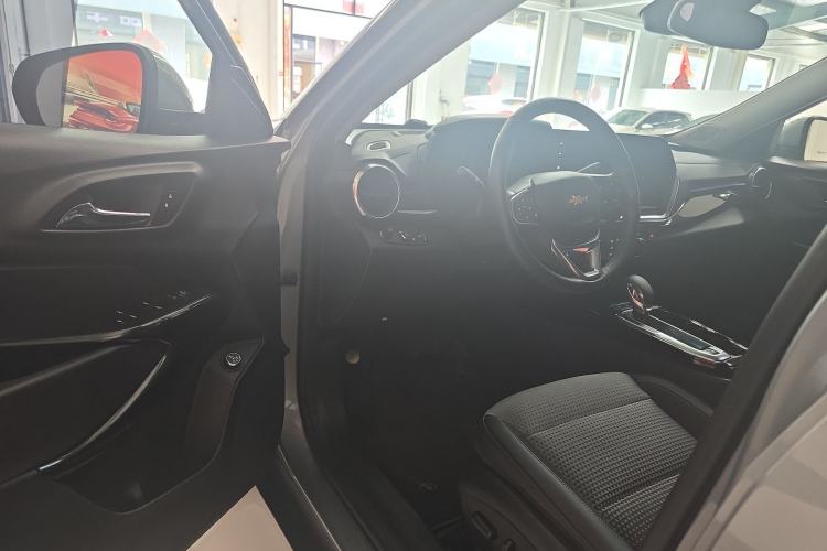 Used Chevrolet Seeker 2022 1.5T CVT Trendy Smart Edition Driver Seat