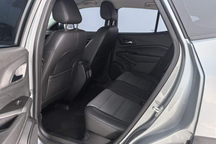 Used Chevrolet Seeker 2022 1.5T CVT Trendy Smart Edition Interior 3