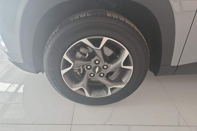 Used Chevrolet Seeker 2022 1.5T CVT Trendy Smart Edition Left Front Wheel Hub