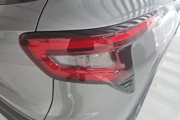 Used Chevrolet Seeker 2022 1.5T CVT Trendy Smart Edition Right Rear Taillight