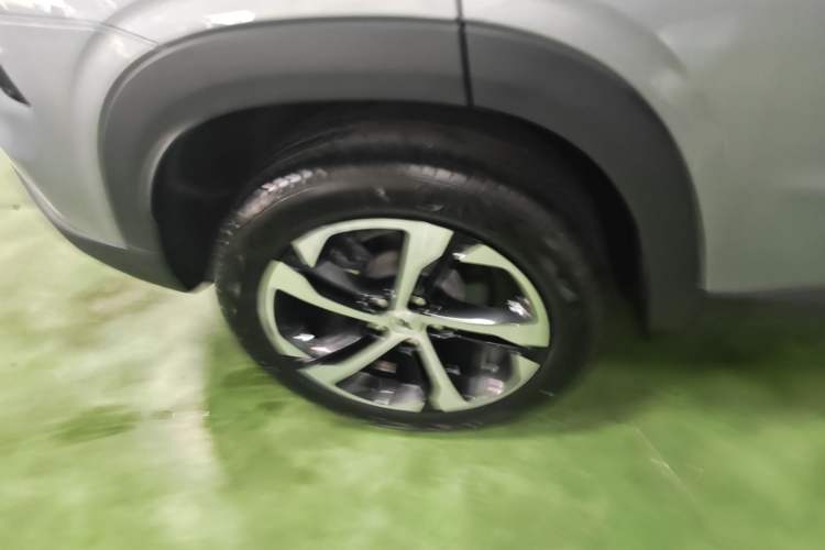 Used Chevrolet Seeker 2022 1.5T CVT RS Bee Wave Edition Right Rear Wheel Hub