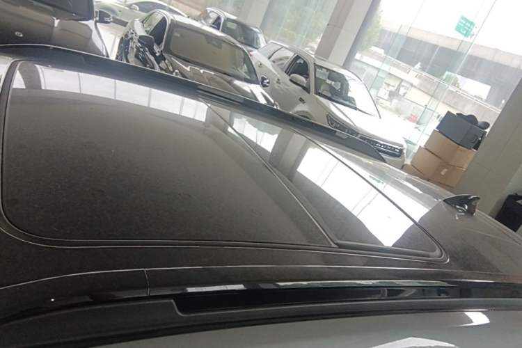 Used Chevrolet Seeker 2022 1.5T CVT RS Bee Wave Edition Roof