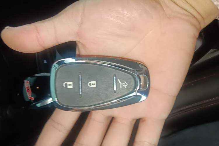 Used Chevrolet Seeker 2022 1.5T CVT RS Bee Wave Edition Vehicle Key