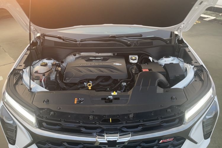 Used Chevrolet Seeker 2022 1.5T CVT RS Bee Wave Edition Engine Bay
