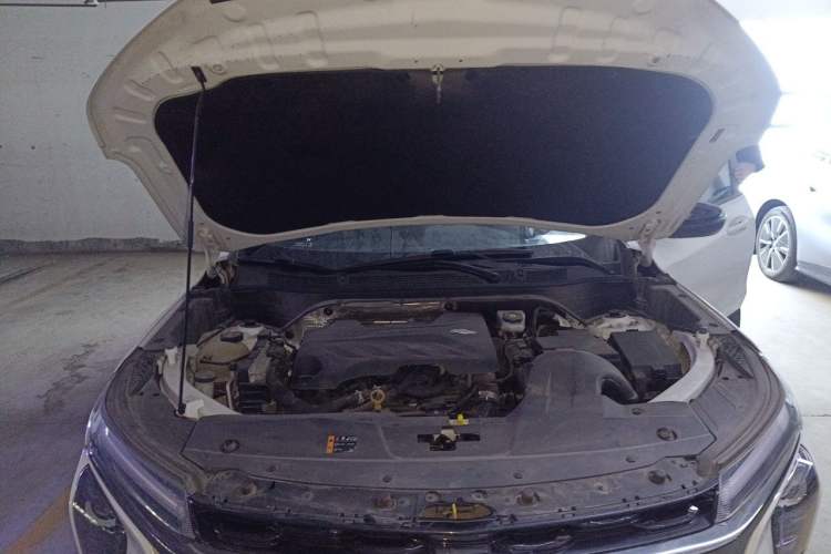 Used Chevrolet Seeker 2022 1.5T CVT RS Bee Wave Edition Engine Bay