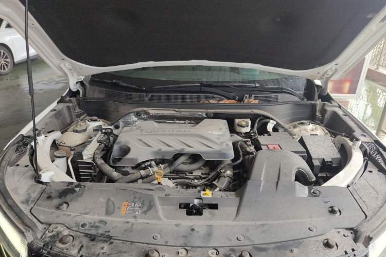 Used Chevrolet Seeker 2022 1.5T CVT RS Bee Wave Edition Engine Bay