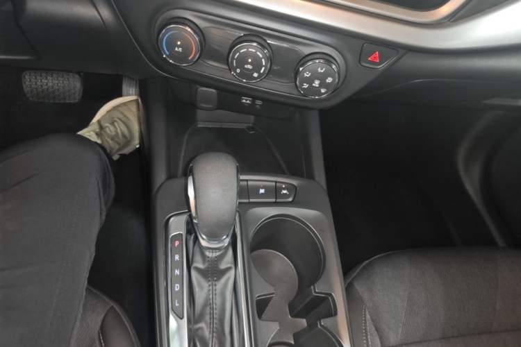 Used Chevrolet Seeker 2022 1.5T CVT Trend-Setting Edition Gear Lever