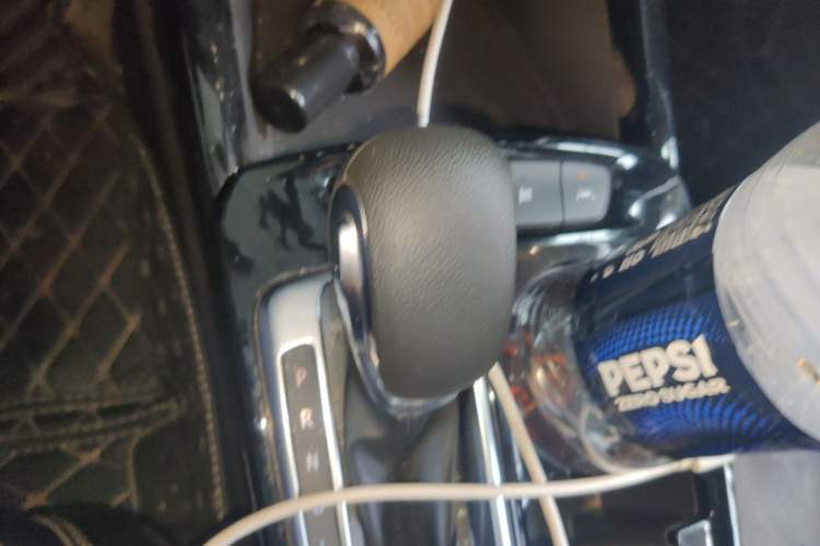 Used Chevrolet Seeker 2022 1.5T CVT Trendy Smart Edition Gear Lever