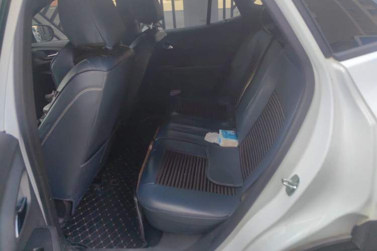 Used Chevrolet Seeker 2022 1.5T CVT RS Honeycomb Edition Left Rear Seat